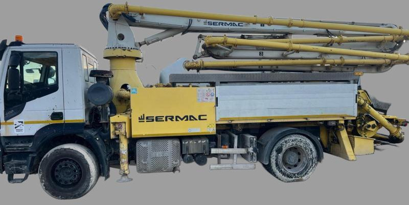 Iveco TRAKKER 400 - Concrete pump truck: picture 5 Iveco TRAKKER 400 - Concrete pump truck: picture 5