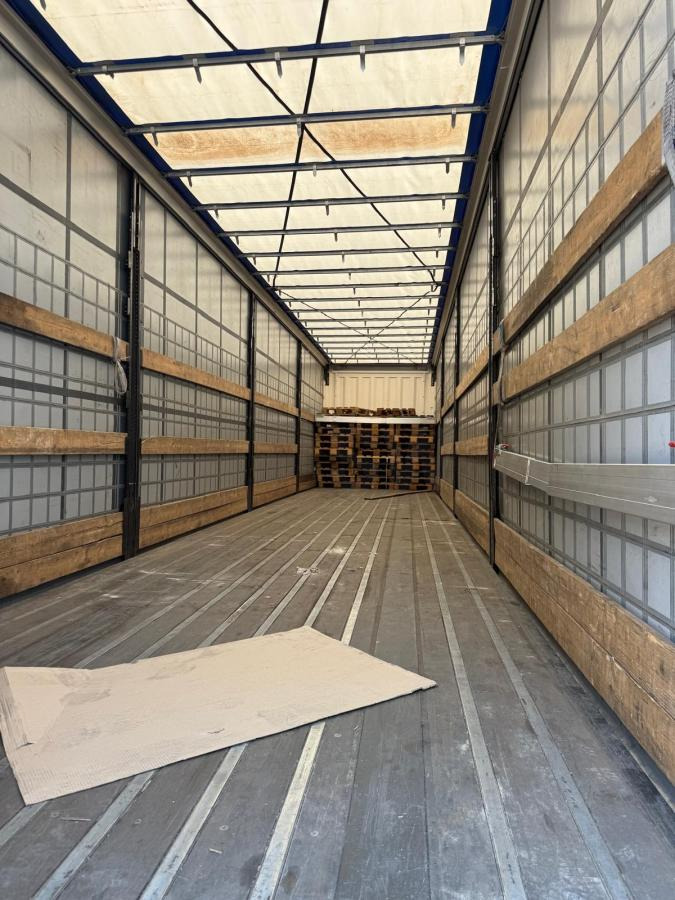 Krone KRONE SD RIDELLES BACHE - SAVOYARDE - Curtainsider semi-trailer: picture 5 Krone KRONE SD RIDELLES BACHE - SAVOYARDE - Curtainsider semi-trailer: picture 5