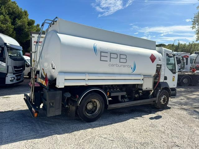 Renault MIDLUM 210 CITERNE MERCERON 11000 L 4 COMPARTIMENTS - Tank truck: picture 2 Renault MIDLUM 210 CITERNE MERCERON 11000 L 4 COMPARTIMENTS - Tank truck: picture 2