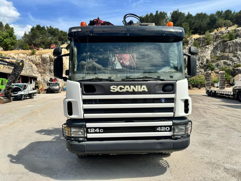 Scania C 124 420 - Hook lift truck: picture 2 Scania C 124 420 - Hook lift truck: picture 2