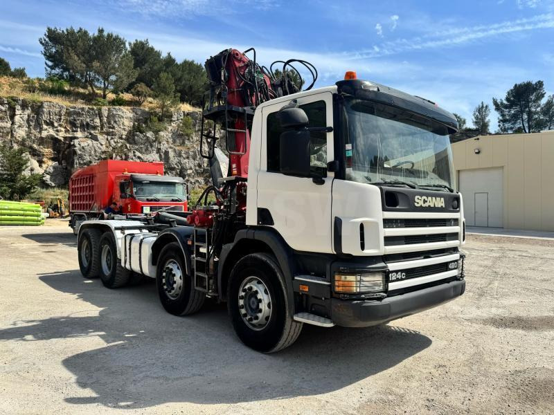 Scania C 124 420 - Hook lift truck: picture 3 Scania C 124 420 - Hook lift truck: picture 3