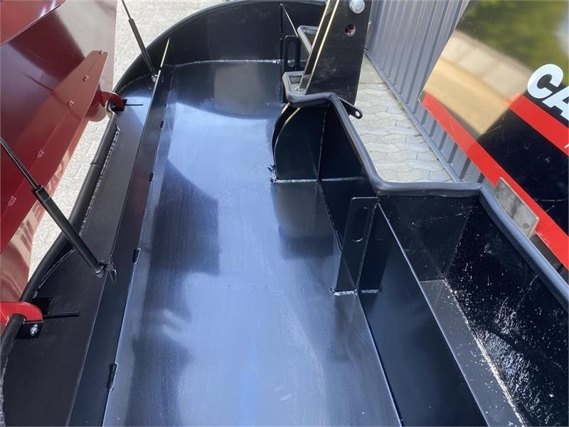 Case IH Frontvægtklods 1800 kg - Counterweight: picture 2 Case IH Frontvægtklods 1800 kg - Counterweight: picture 2