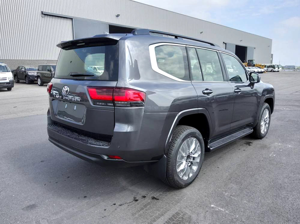 Toyota Land Cruiser 300 V6 VXR ZX 7 SEATERS / PLACES 3.5L Petrol Automatic AEOB - SUV: picture 5 Toyota Land Cruiser 300 V6 VXR ZX 7 SEATERS / PLACES 3.5L Petrol Automatic AEOB - SUV: picture 5