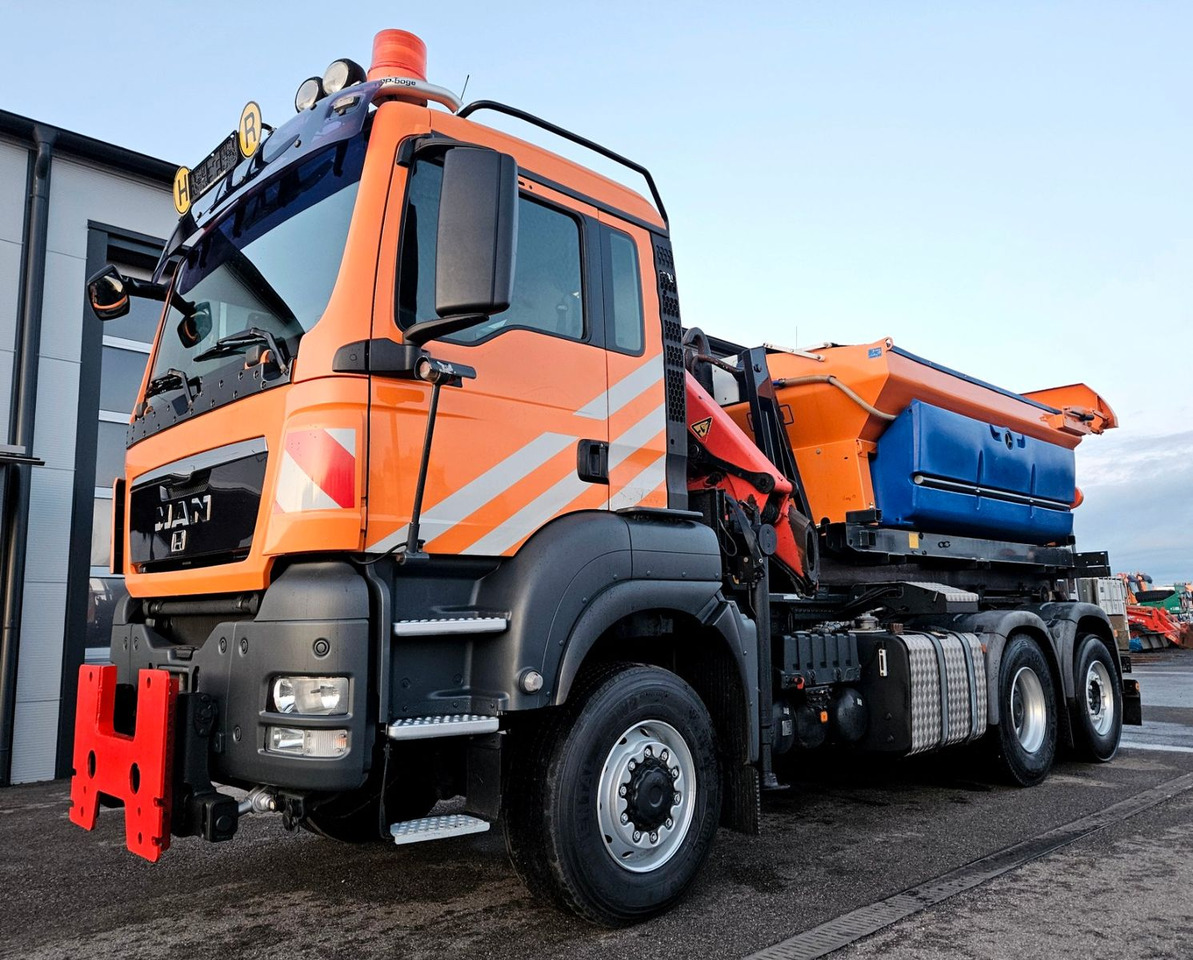 MAN TGS 28.400 6x4-4 BL Palfinger PK12002 Kran Euro5 - Tipper, Crane truck: picture 4 MAN TGS 28.400 6x4-4 BL Palfinger PK12002 Kran Euro5 - Tipper, Crane truck: picture 4
