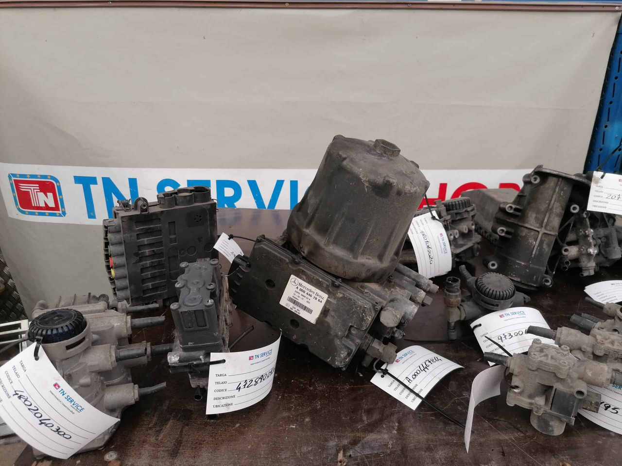 Valvole Pneumatiche - Brake valve for Truck: picture 4 Valvole Pneumatiche - Brake valve for Truck: picture 4