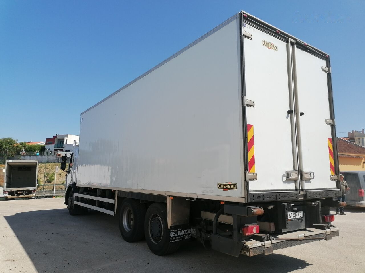 Renault Premium 440 - Refrigerator truck: picture 4 Renault Premium 440 - Refrigerator truck: picture 4