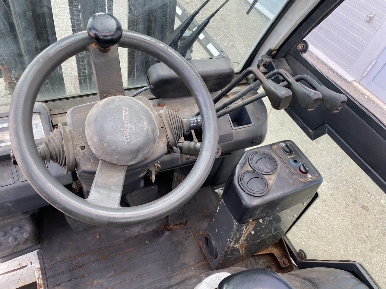 Diesel forklift Unicarriers Y1D1A18Q: picture 6 Diesel forklift Unicarriers Y1D1A18Q: picture 6