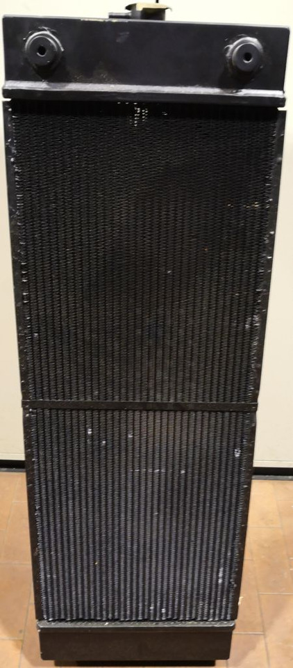RADIATORE NUOVO NEW HOLLAND E245B -KOBELCO SK210-9 - Radiator: picture 2 RADIATORE NUOVO NEW HOLLAND E245B -KOBELCO SK210-9 - Radiator: picture 2