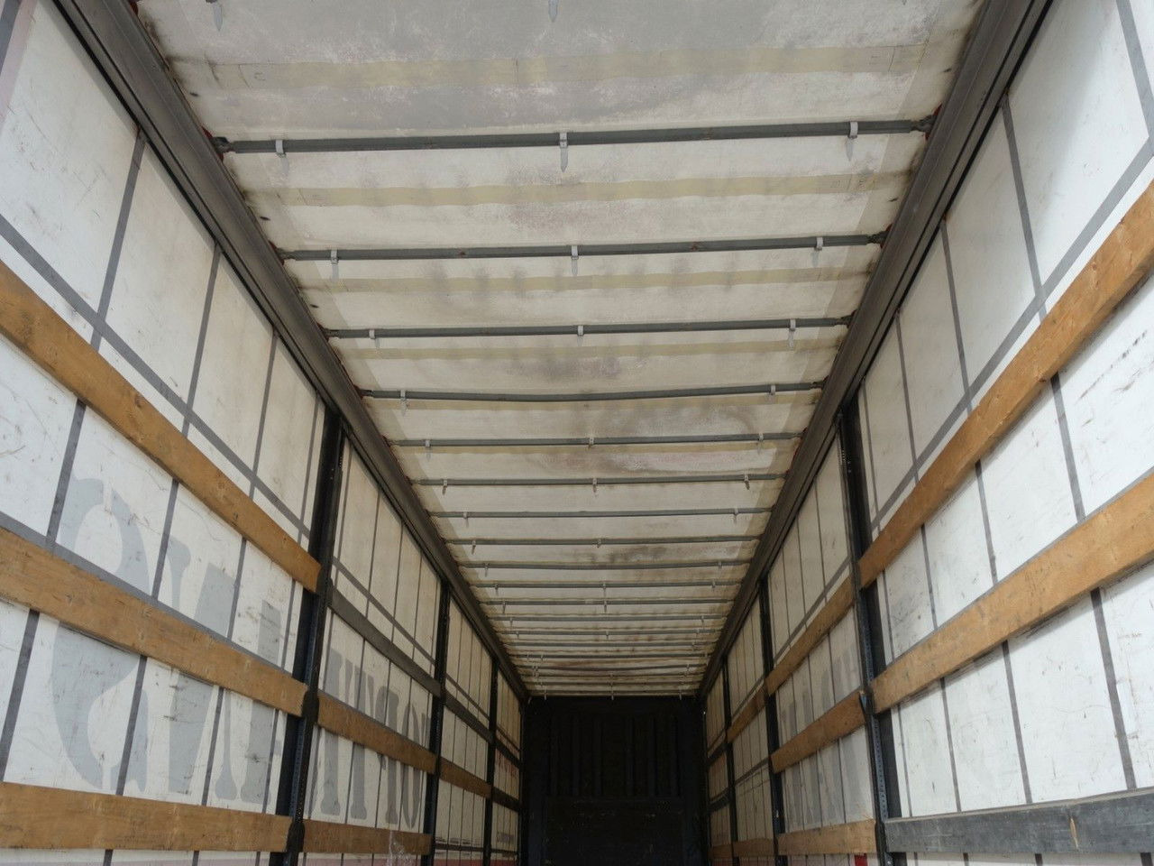 Schwarzmüller SPA 3/A, Standard, Liftachse - Curtainsider semi-trailer: picture 5 Schwarzmüller SPA 3/A, Standard, Liftachse - Curtainsider semi-trailer: picture 5