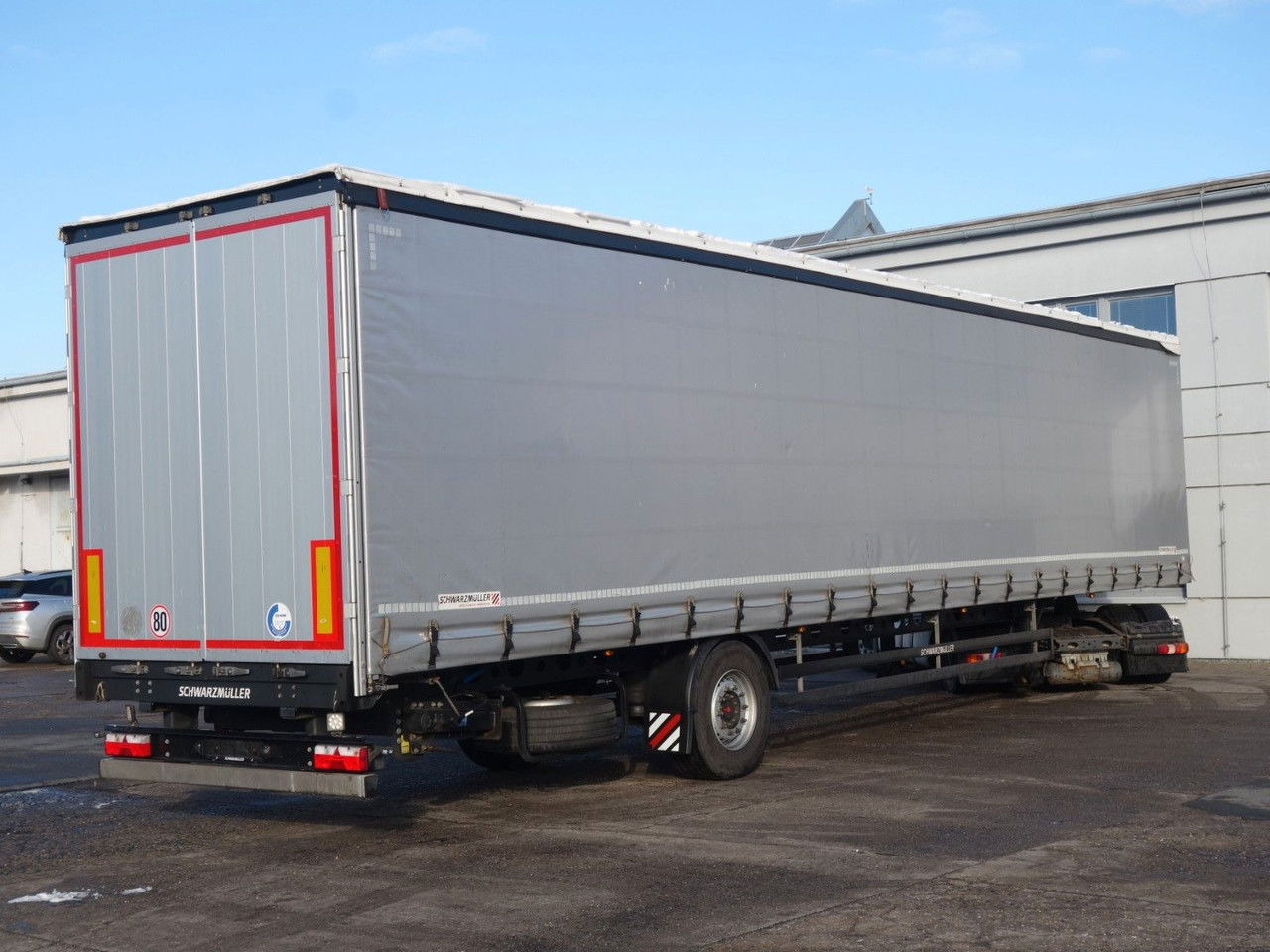 Schwarzmüller SPA 3/E Standard, 1 Achse, SAF SPA 3/E Standard, 1 Achse, SAF - Curtainsider semi-trailer: picture 4 Schwarzmüller SPA 3/E Standard, 1 Achse, SAF SPA 3/E Standard, 1 Achse, SAF - Curtainsider semi-trailer: picture 4