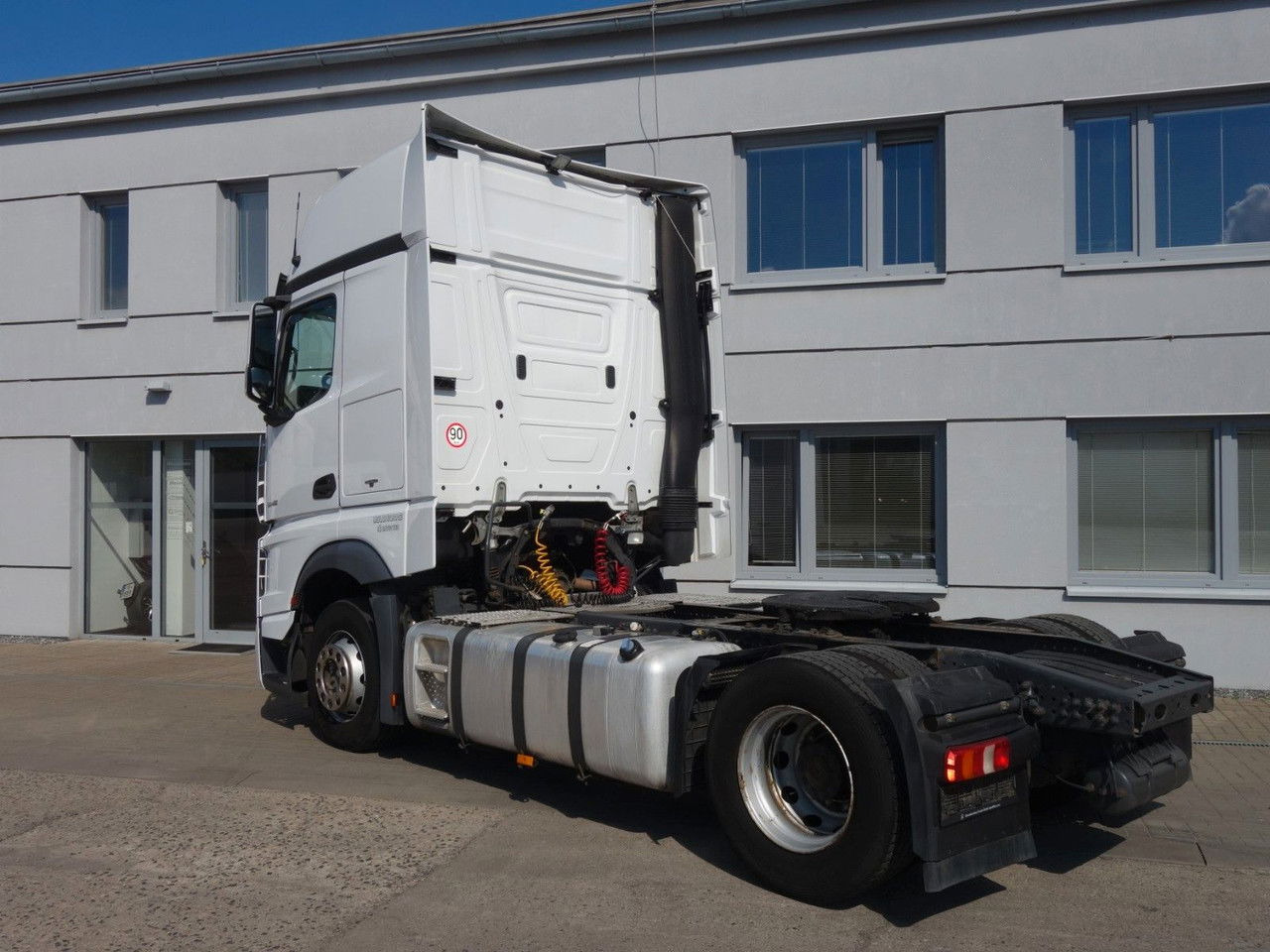 Mercedes-Benz Actros 1845 LS Standard Giga Space - Tractor unit: picture 5 Mercedes-Benz Actros 1845 LS Standard Giga Space - Tractor unit: picture 5