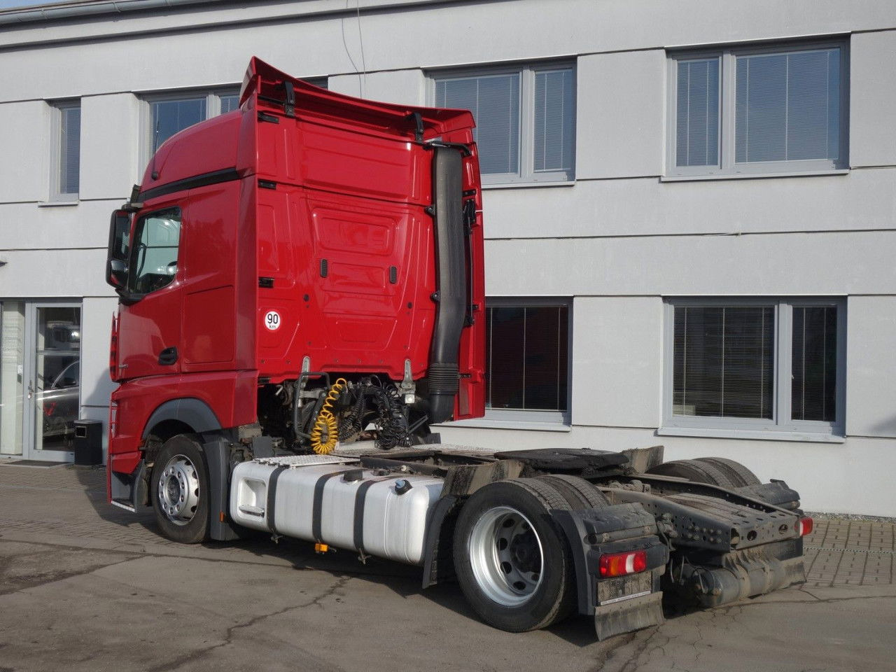 Mercedes-Benz Actros 1845 Lsnrl, Lowdeck, Standklima - Tractor unit: picture 4 Mercedes-Benz Actros 1845 Lsnrl, Lowdeck, Standklima - Tractor unit: picture 4