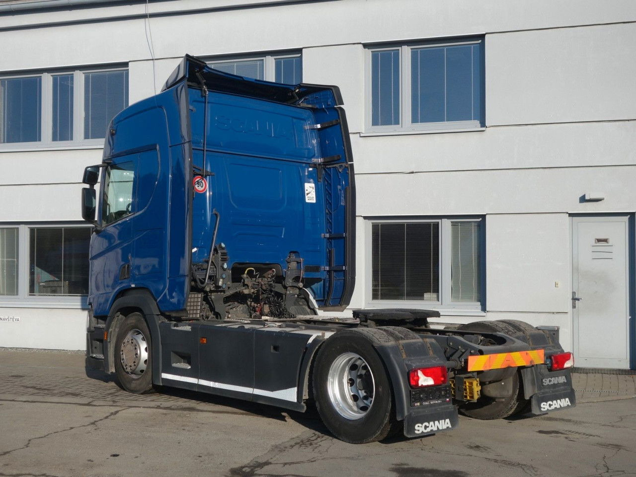 Scania R450 Standard, Retarder - Tractor unit: picture 4 Scania R450 Standard, Retarder - Tractor unit: picture 4