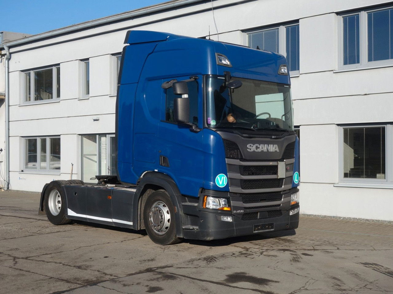 Scania R450 Standard, Retarder - Tractor unit: picture 2 Scania R450 Standard, Retarder - Tractor unit: picture 2