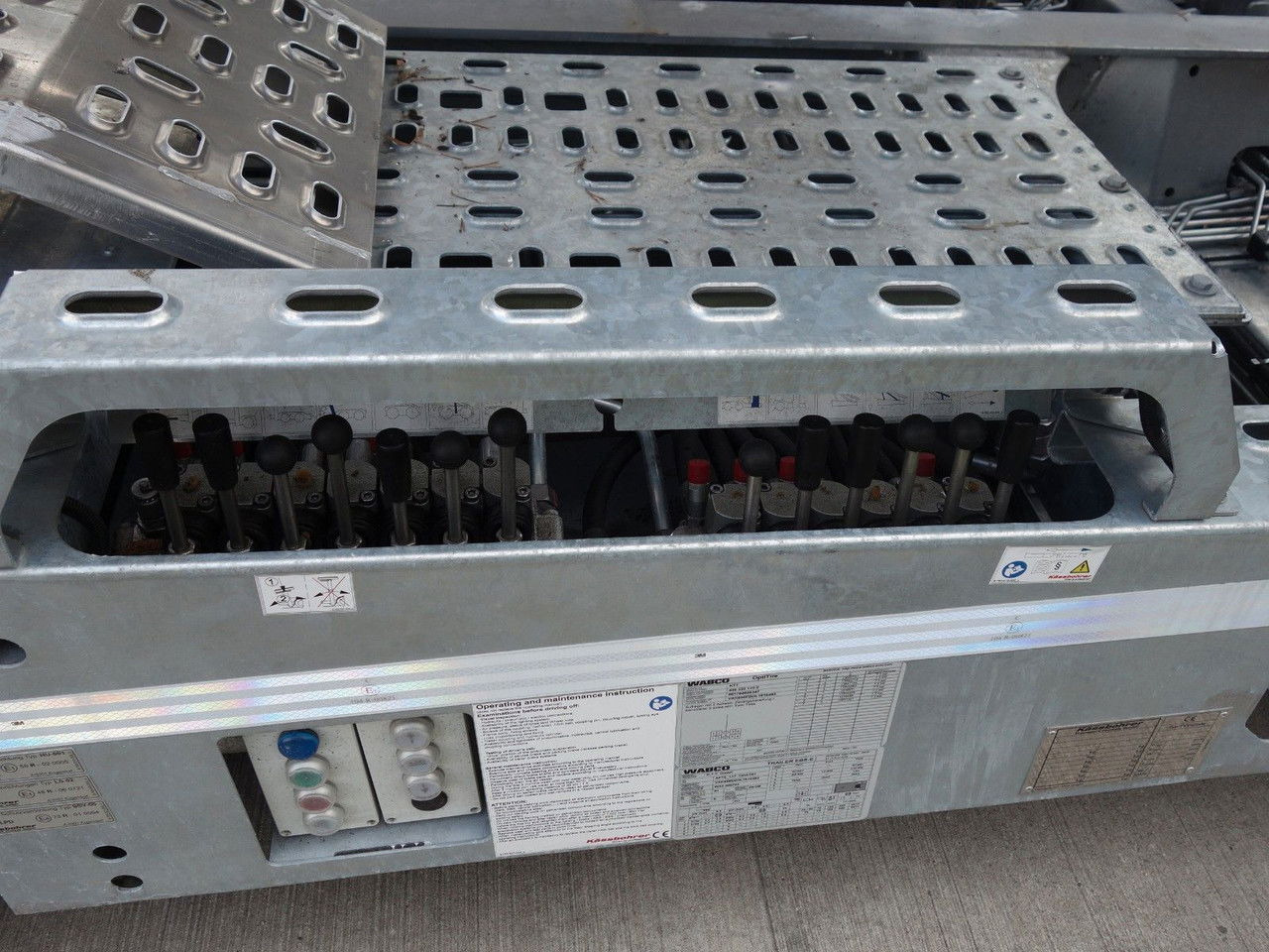 Autotransporter truck Volvo FM 460 6x2 Kassbohre Metago Pro / Intago tt, VDI: picture 10