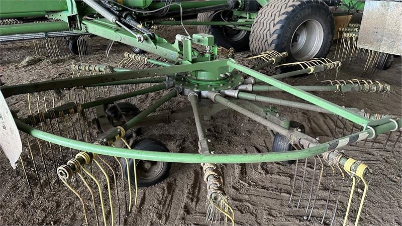 Krone Swadro 2000 TC - Tedder/ Rake: picture 3 Krone Swadro 2000 TC - Tedder/ Rake: picture 3