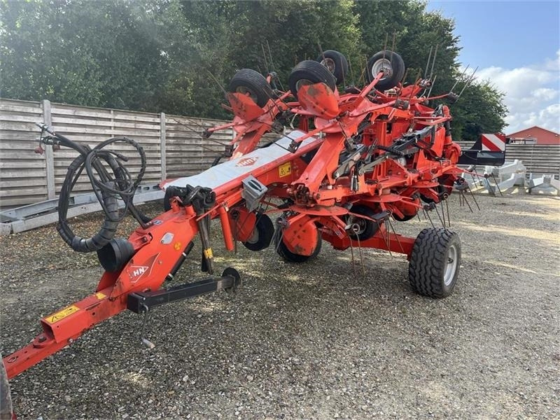 Kuhn GF13012 - Tedder/ Rake: picture 3 Kuhn GF13012 - Tedder/ Rake: picture 3