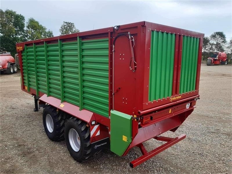 Strautmann Giga Trailer 460 - Forage mixer wagon: picture 3 Strautmann Giga Trailer 460 - Forage mixer wagon: picture 3