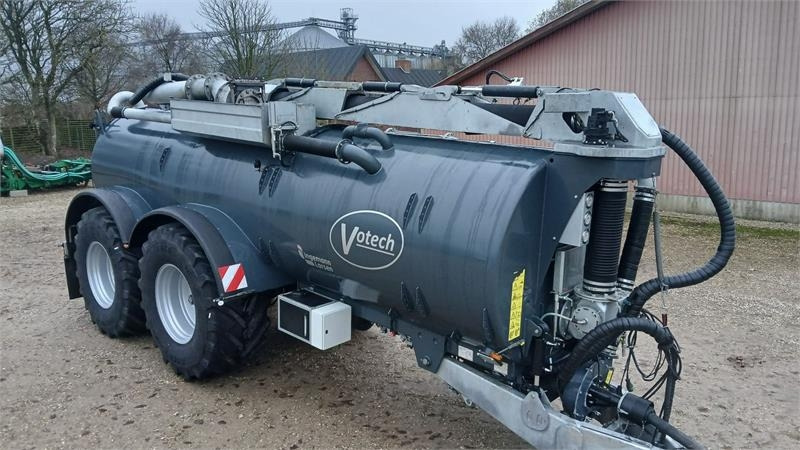 Votech VG2-22 XXL Dog Walk - Slurry tanker: picture 2 Votech VG2-22 XXL Dog Walk - Slurry tanker: picture 2