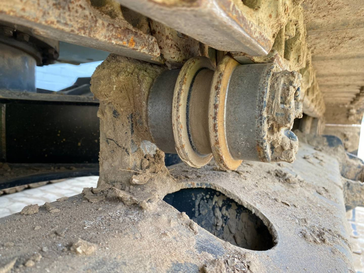 Crawler excavator CAT 308-07CR: picture 9