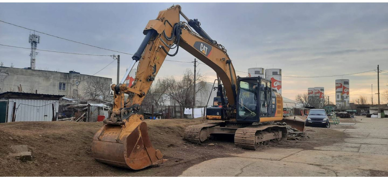 CAT 323EL - Crawler excavator: picture 1 CAT 323EL - Crawler excavator: picture 1