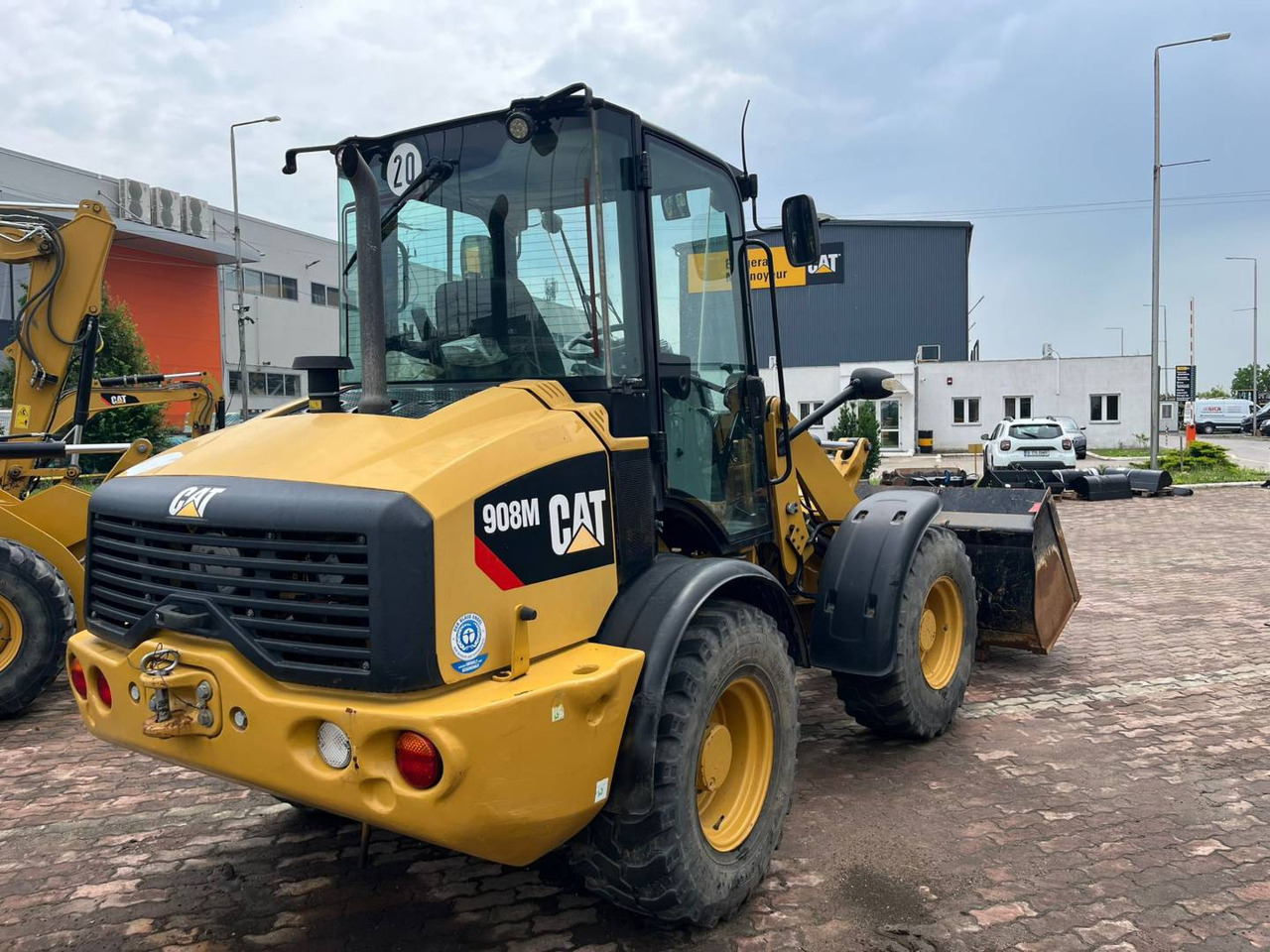 CAT 908M - Wheel loader: picture 3 CAT 908M - Wheel loader: picture 3