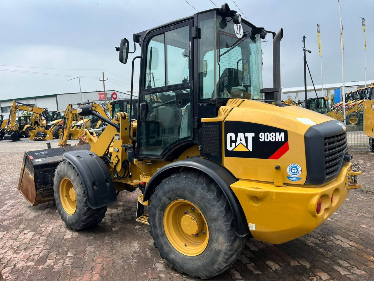 CAT 908M - Wheel loader: picture 4 CAT 908M - Wheel loader: picture 4