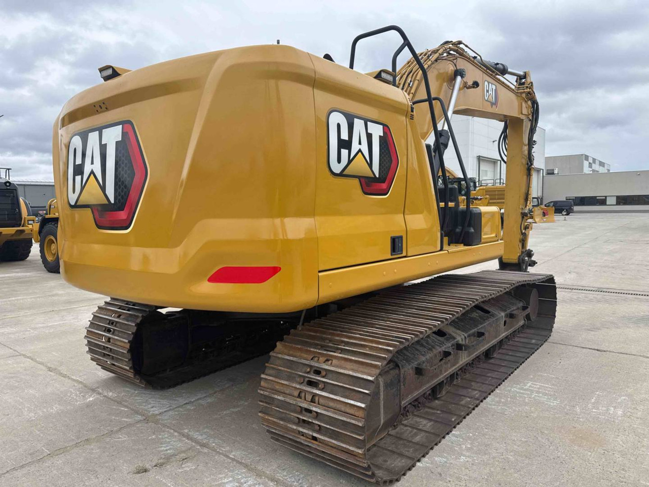 CAT 323 - Crawler excavator: picture 3 CAT 323 - Crawler excavator: picture 3