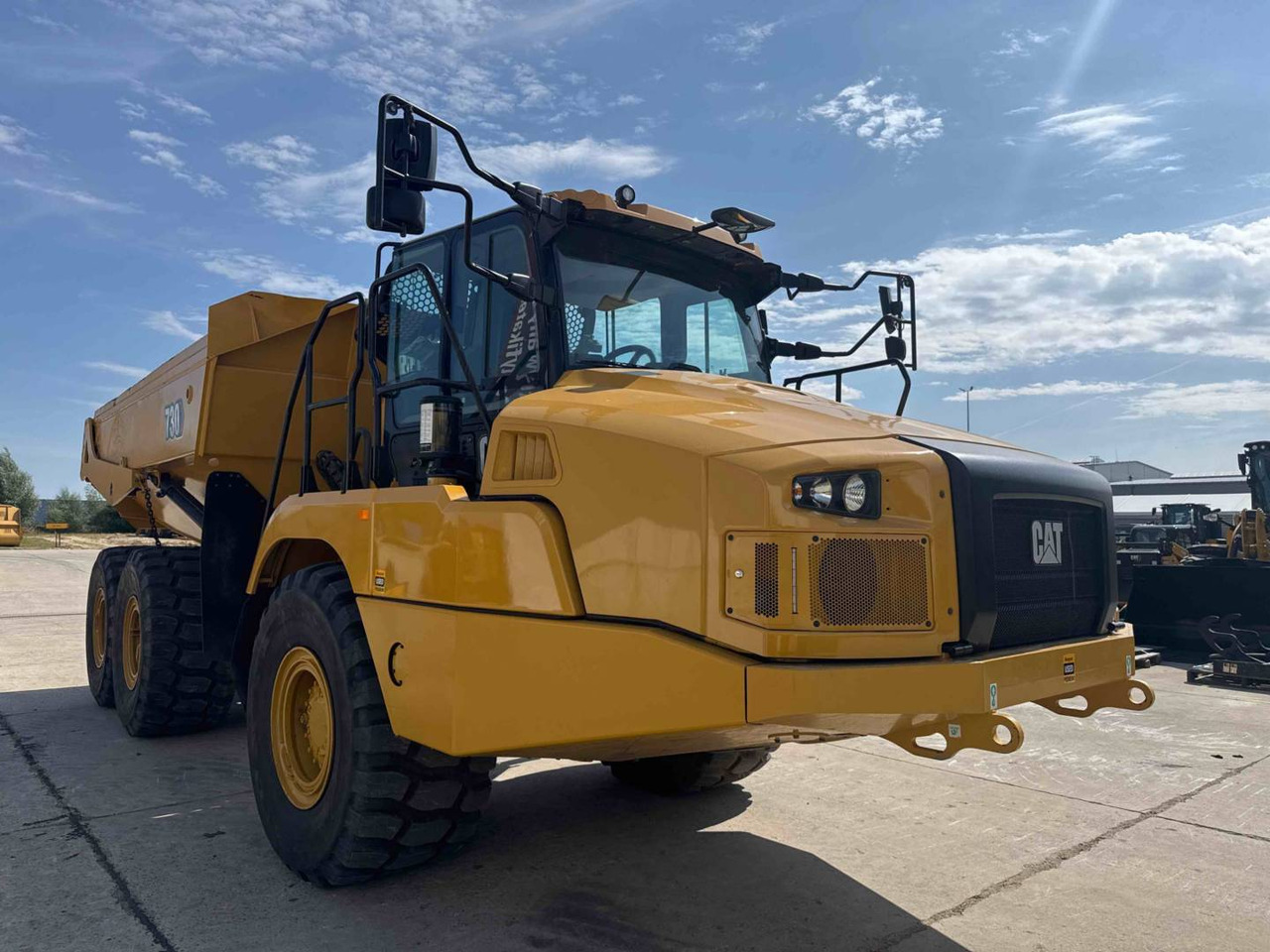 CAT 730 - Articulated dumper: picture 2 CAT 730 - Articulated dumper: picture 2