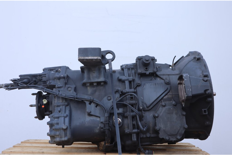 MAN 12+2GZ 2700DD 81.32004-6415 - Gearbox for Truck: picture 1 MAN 12+2GZ 2700DD 81.32004-6415 - Gearbox for Truck: picture 1