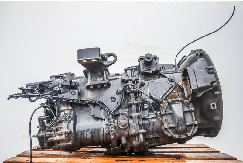 MAN 12+2GZ 2700DD 81.32004-6484 - Gearbox for Truck: picture 1 MAN 12+2GZ 2700DD 81.32004-6484 - Gearbox for Truck: picture 1