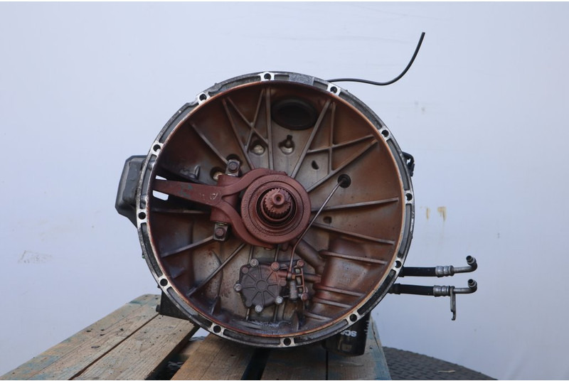 MAN 12+2GZ 2700DD 81.32004-6484 - Gearbox for Truck: picture 2 MAN 12+2GZ 2700DD 81.32004-6484 - Gearbox for Truck: picture 2