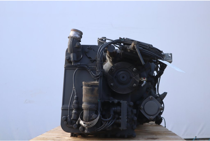 MAN 12+2GZ 2700DD+RET 4100 - Gearbox for Truck: picture 4 MAN 12+2GZ 2700DD+RET 4100 - Gearbox for Truck: picture 4