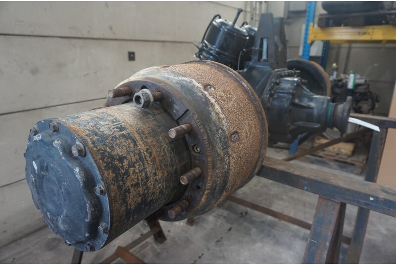 MAN HP-1352-04 28/21 X 4.00 - Rear axle for Truck: picture 2 MAN HP-1352-04 28/21 X 4.00 - Rear axle for Truck: picture 2