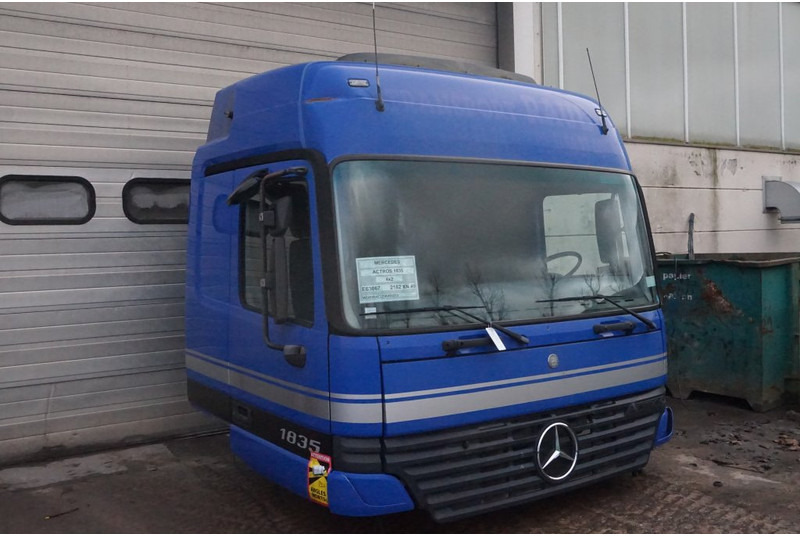 Mercedes-Benz ACTROS F04 MP1 94289915481213 - Cab and interior for Truck: picture 2 Mercedes-Benz ACTROS F04 MP1 94289915481213 - Cab and interior for Truck: picture 2
