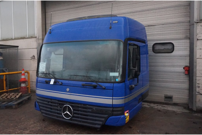 Mercedes-Benz ACTROS F04 MP1 94289915481213 - Cab and interior for Truck: picture 1 Mercedes-Benz ACTROS F04 MP1 94289915481213 - Cab and interior for Truck: picture 1