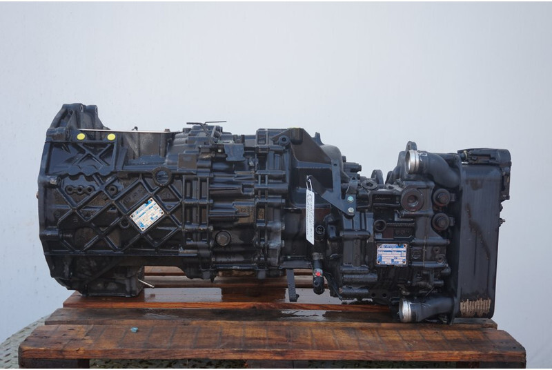 ZF 12AS2131DD + INT3 - Gearbox for Truck: picture 1 ZF 12AS2131DD + INT3 - Gearbox for Truck: picture 1