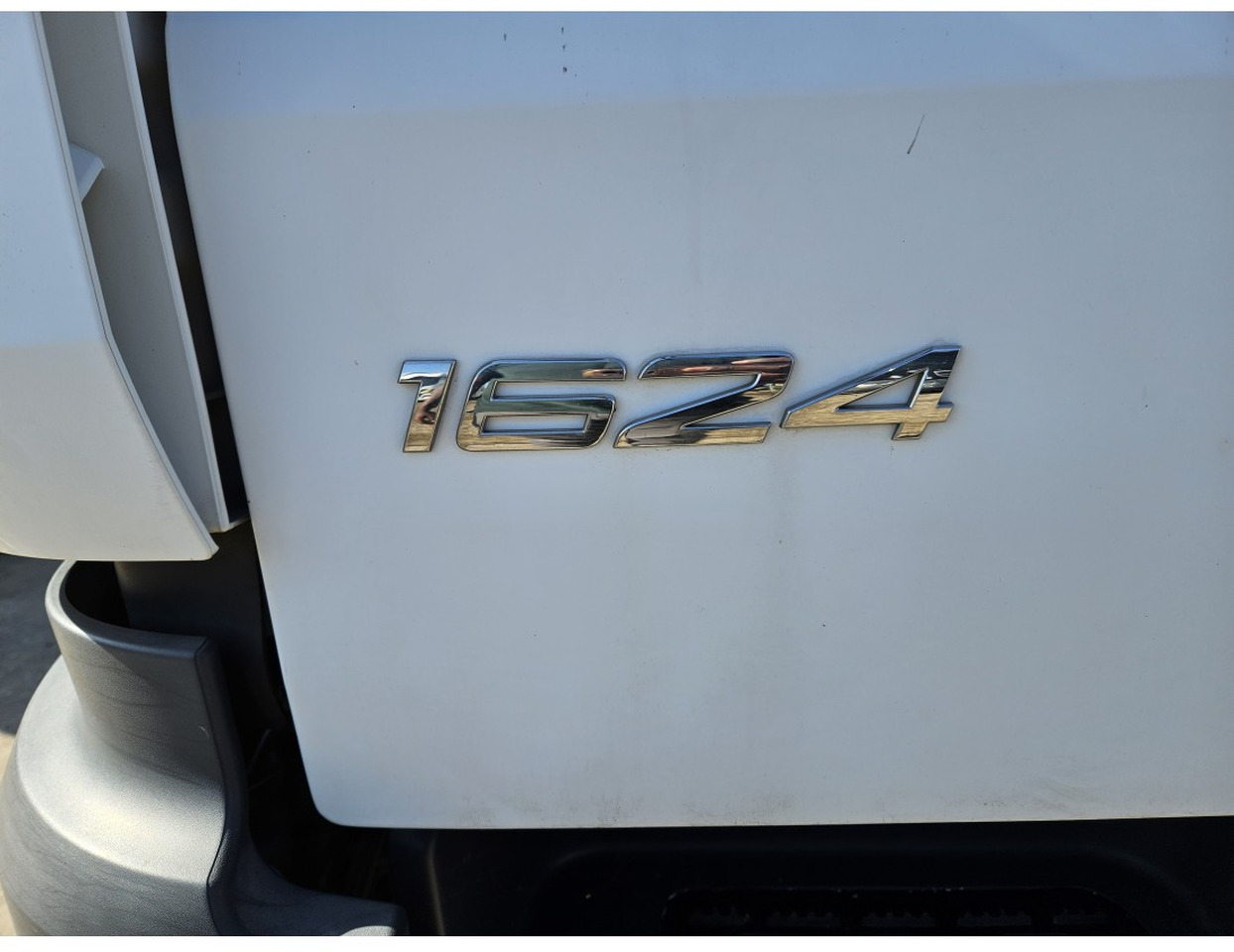 Mercedes-Benz Atego 1624 Euro 6 Closed Box Loading lift very clean - Box truck: picture 3 Mercedes-Benz Atego 1624 Euro 6 Closed Box Loading lift very clean - Box truck: picture 3