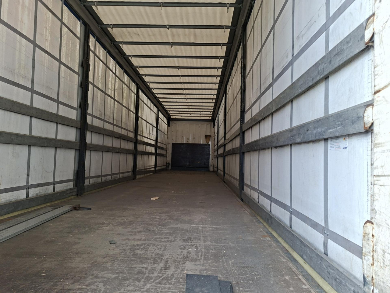 KRONE Profi Liner - Curtainsider semi-trailer: picture 4 KRONE Profi Liner - Curtainsider semi-trailer: picture 4