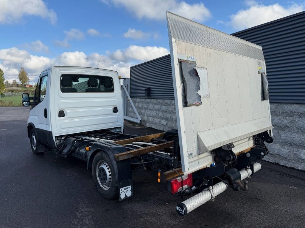 Iveco Daily 35 - NP Hi - Matic - Panel van: picture 4 Iveco Daily 35 - NP Hi - Matic - Panel van: picture 4