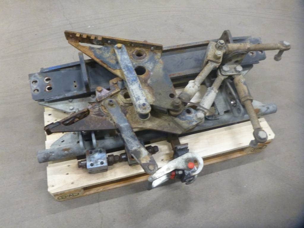 Scania R 520 Mählers plogfäste, R42929-3 - Frame/ Chassis for Truck: picture 1 Scania R 520 Mählers plogfäste, R42929-3 - Frame/ Chassis for Truck: picture 1