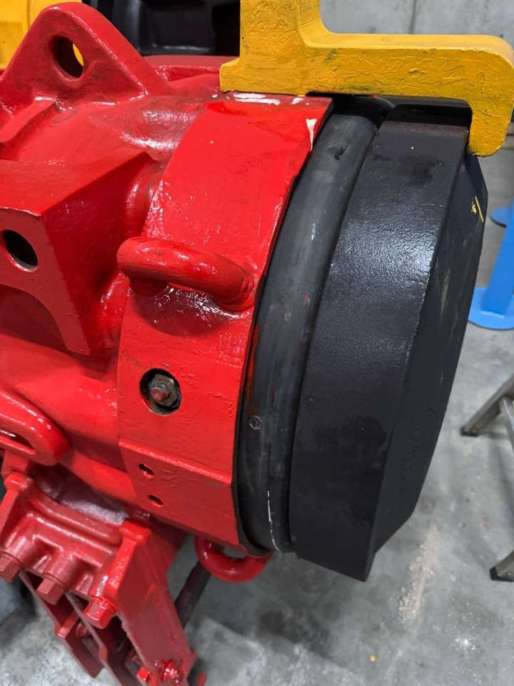 Delmag D46-32 - Pile driver: picture 3 Delmag D46-32 - Pile driver: picture 3