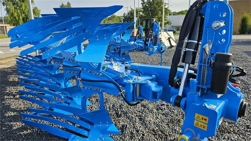 Lemken JUWEL 10M - Plow: picture 3 Lemken JUWEL 10M - Plow: picture 3
