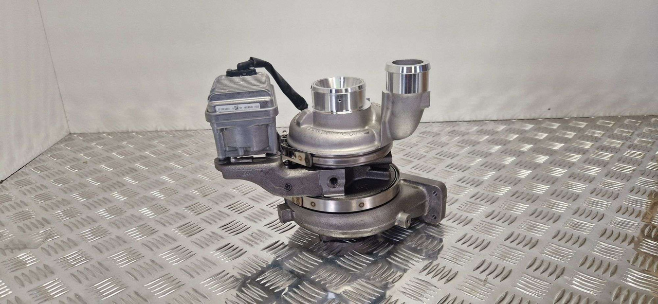 BorgWarner 11559880019 turbo JCB 320/06177 - Engine and parts for Construction machinery: picture 1 BorgWarner 11559880019 turbo JCB 320/06177 - Engine and parts for Construction machinery: picture 1