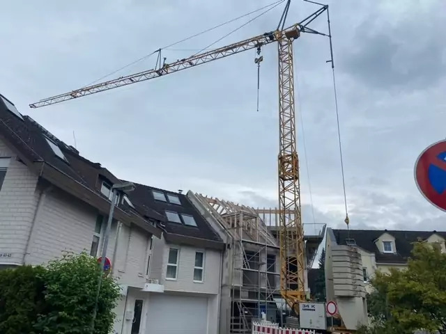 2015 Liebherr 34 K - Tower crane: picture 1 2015 Liebherr 34 K - Tower crane: picture 1