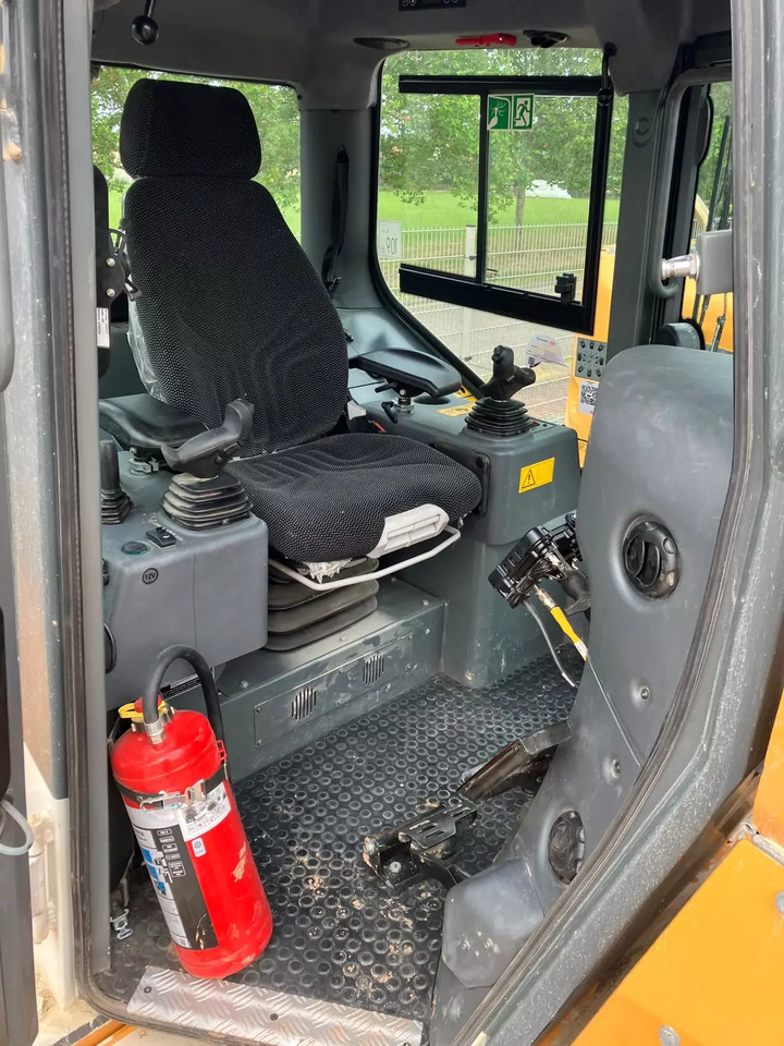 2023 Liebherr PR 716 LGP - Bulldozer: picture 5 2023 Liebherr PR 716 LGP - Bulldozer: picture 5