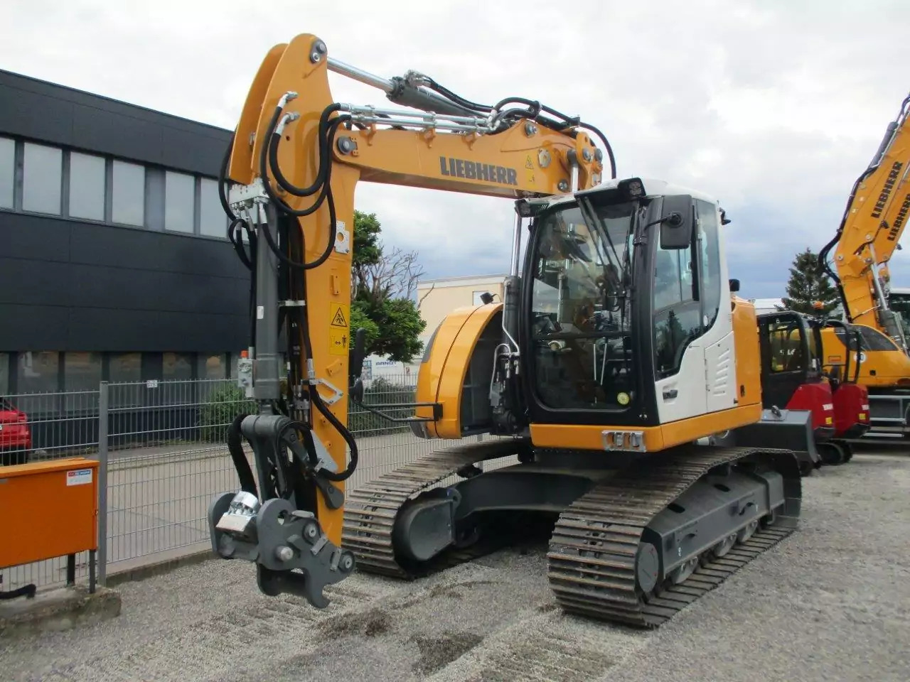 2023 Liebherr R 914 Compact G6.1-D - Crawler excavator: picture 1 2023 Liebherr R 914 Compact G6.1-D - Crawler excavator: picture 1