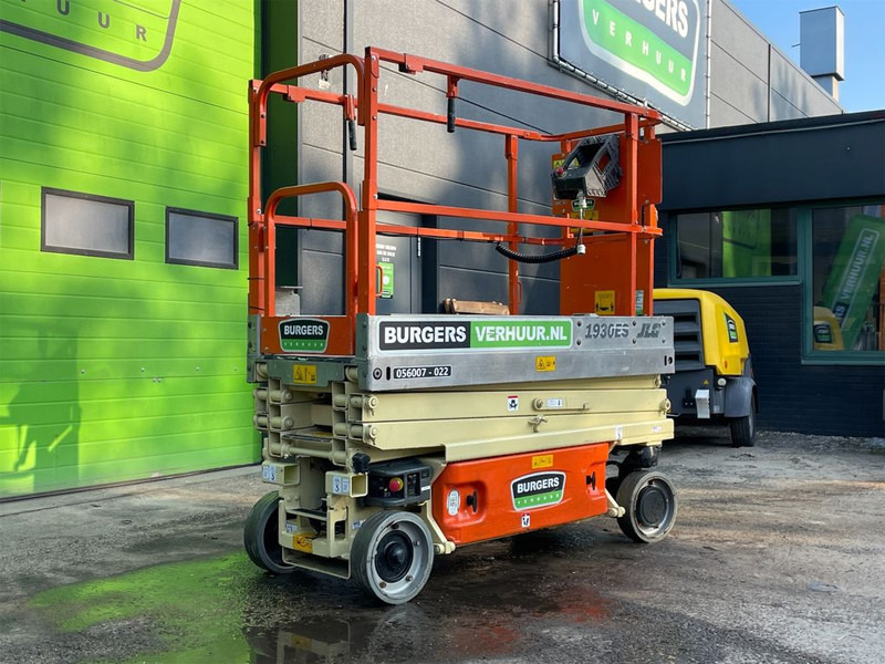 JLG 1930ES - Scissor lift: picture 2 JLG 1930ES - Scissor lift: picture 2