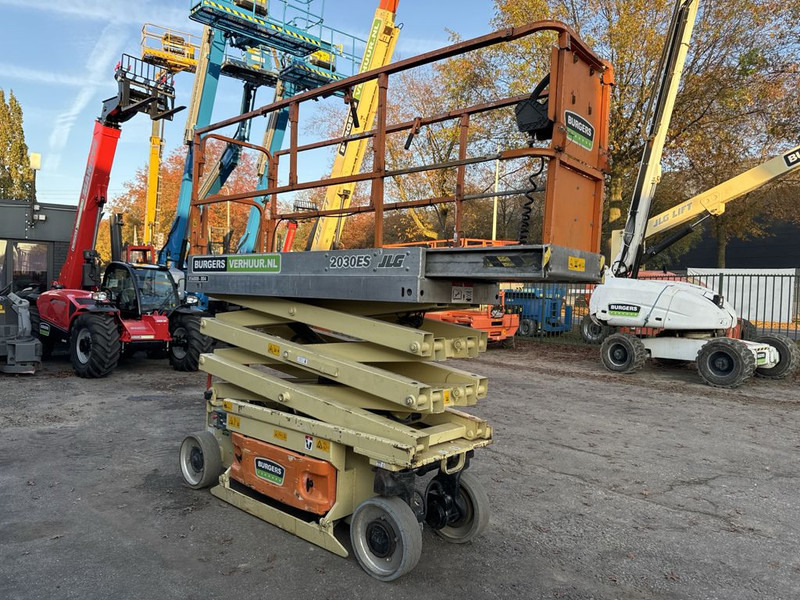 JLG 2030ES - Scissor lift: picture 2 JLG 2030ES - Scissor lift: picture 2