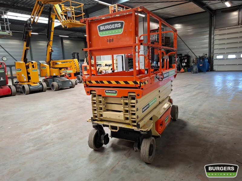 JLG 3246ES - Scissor lift: picture 3 JLG 3246ES - Scissor lift: picture 3